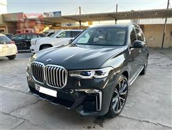 بی ئێم دەبڵیو X7
